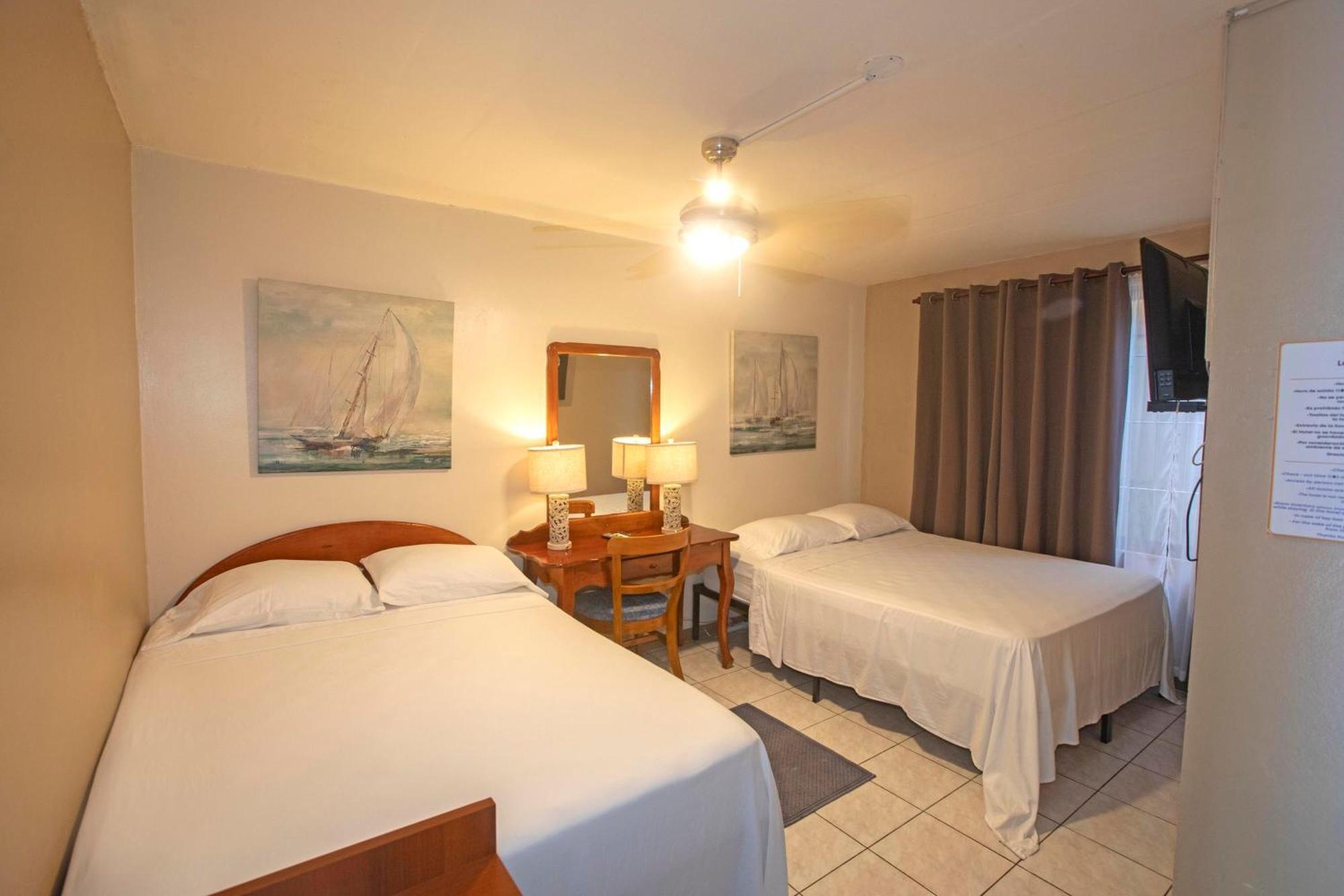 Hotel Laura'S House Coco Esterno foto